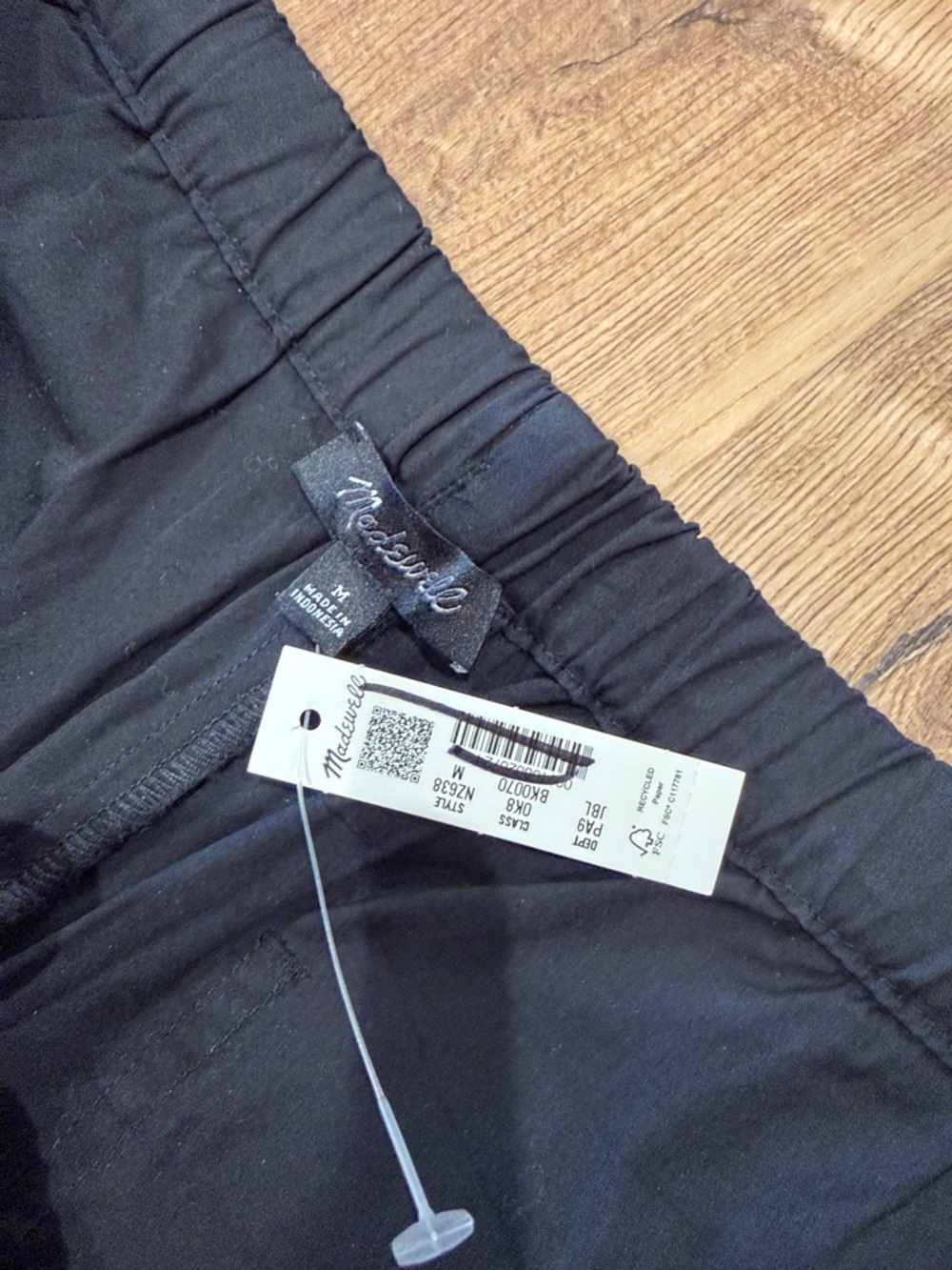 Madewell Pull-On Barrel-Leg Utility Pants in Poplin - Picture 8 of 9